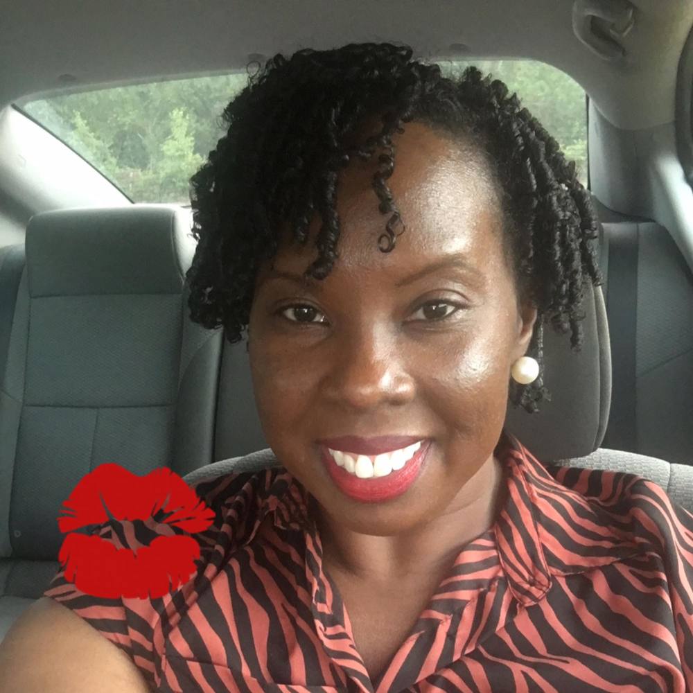 Meet your Posher, Tenesha